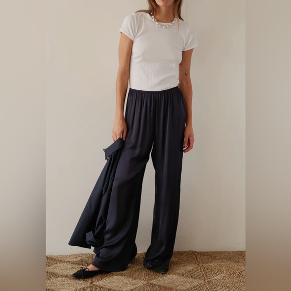 DONNI. The Silky Simple Pant - Navy - Picture 1 of 4